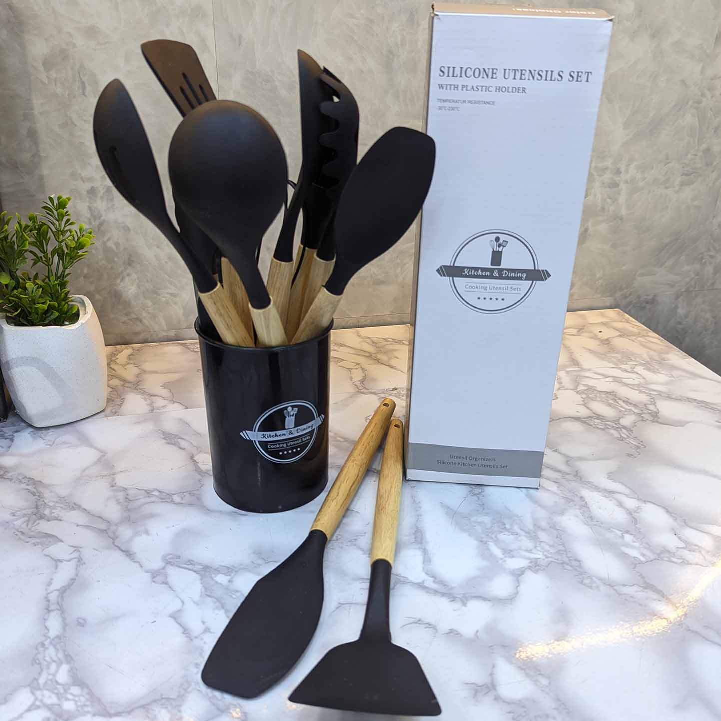 طقم كامل فيه كل الأواني الضرورية (11) قطعة + هدايا مجانية (01)